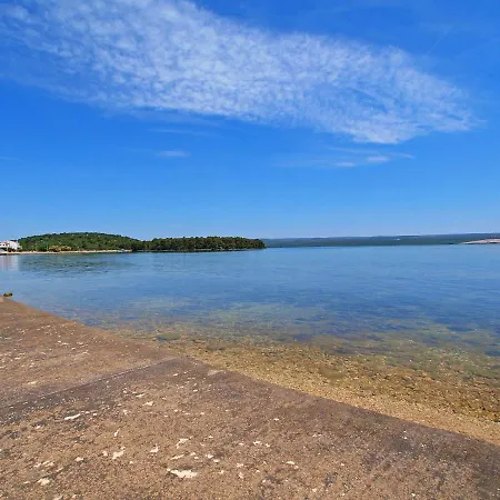 Ivana-5 By Interhome