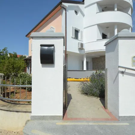 Ivana-5 By Interhome Apartmán Raslina