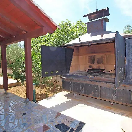 Ivana-5 By Interhome *